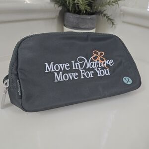 Lululemon Everywhere Belt Bag - 1L NEW! Sold Out